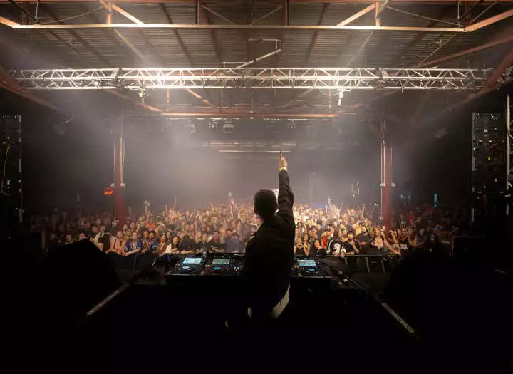 Professional Mastering – EDM, Electronic, Pop, Country