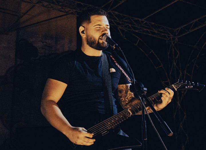 Powerful & Emotional | Studio Male Lead Vocals
