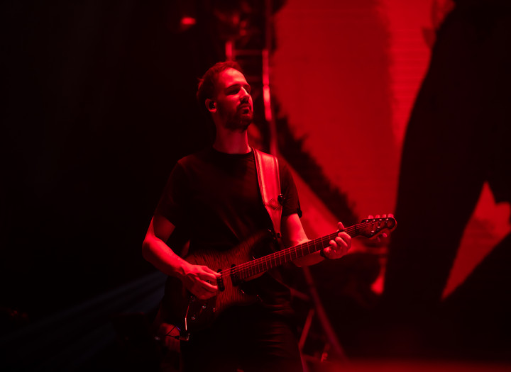 Professional Guitar Solo — Studio-Quality, Tailored to Your Song