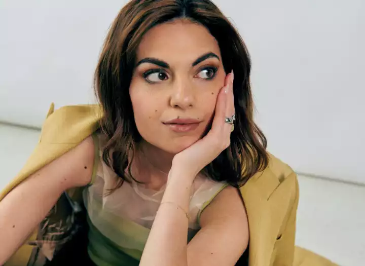 I will record expressive pop/R&B vocals that elevate your track FR/EN