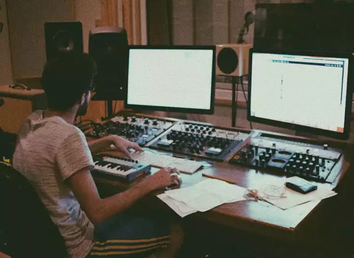 Professional Music Mixing and Mastering| Wide range of genres Radio-Ready Mastered-MIx