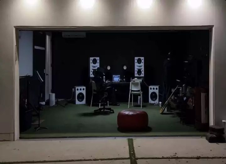 Mixing service, worked with grammy winning and diamond record artists