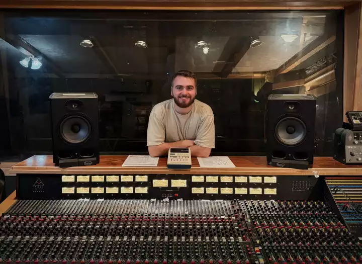 Professional Lead/BGVs