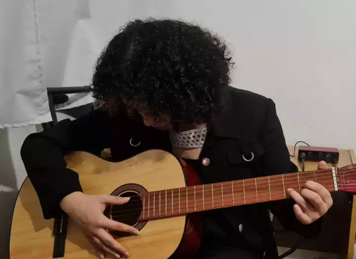 SOFT AND DARK VOCALS TOPLINE AND SONGWRITING