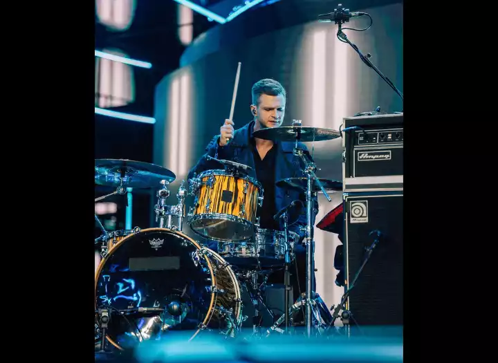 PROFESSIONAL SESSION DRUMS RECORDED IN A PRO STUDIO