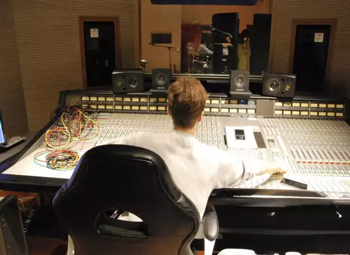 Professional Audio Engineer | Mixing, Editing & Mastering