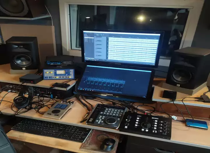 Drum Track Editing & Time aligment - DeBleeding - MIDI Triggering