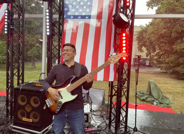 Clay Stiles Session Bass Player