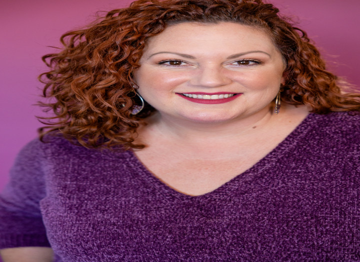 Versatile Vocalist 25+ year Pro