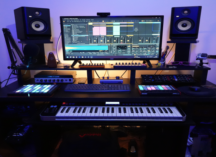 PROFESSIONAL RECORD, PRODUCE, COMPOSE AND ARRANGE YOUR MUSIC