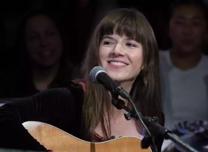 Songwriting lyrics and melody