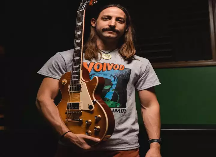 GUITAR TRACKING BY BILLBOARD CHARTING MUSICIAN