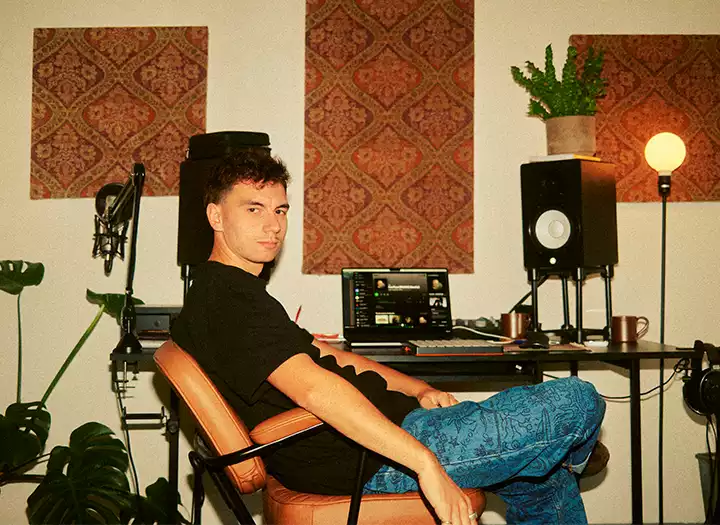 Electronic Music Production for Artists - Emotional & Bass sound