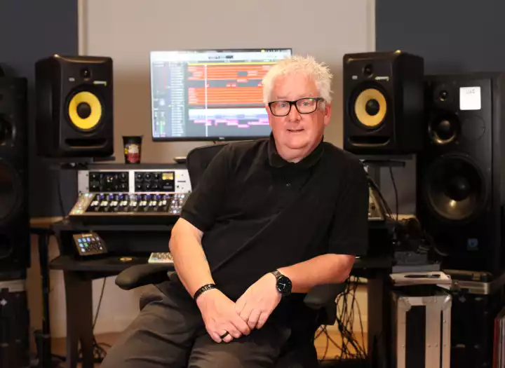 Pro Mixing with over 35 years experience