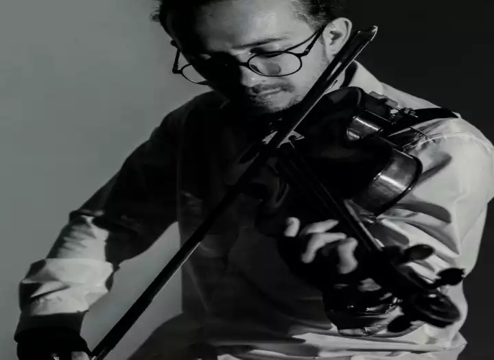 I am a professional violinist, I can play any melody for you, anything you need! Let's create beauty together!