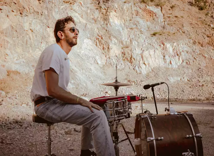 DRUMS, REAL DRUMS, DIRTY OR CLEAN, WE CAN DO IT!