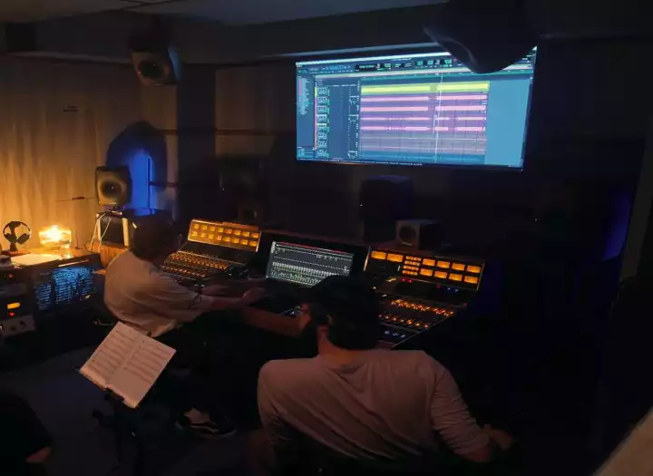 Industry-leading Mastering with ANALOGUE equipment. LOUD AND PROUD (Discounts Available!)