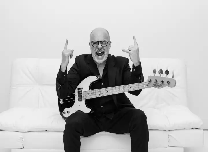 Bass Tracks From Muscle Shoals