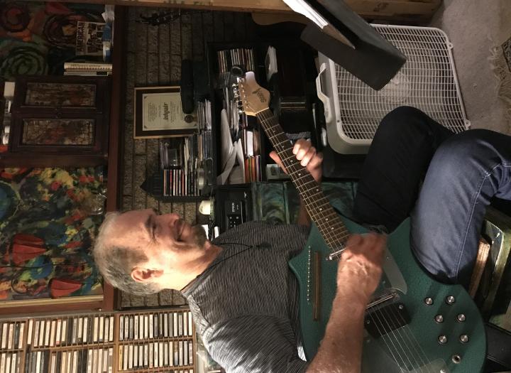 Real authentic Memphis guitar parts from member of The Memphis Music Hall  of Fame. 2 Guitar , electric sitar tracks .I also do ukulele, bass, and  harmony vocals for $115 : garytalley 