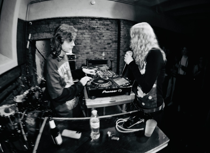 I will mix your alternative pop, electronic, DnB, garage or experimental track