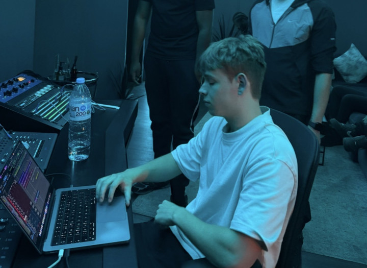 MIXING AND MASTERING