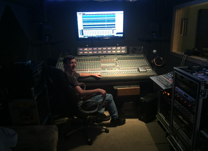 SONG MASTERING SERVICES — GIVE YOUR MUSIC THE FINAL POLISH 🔊