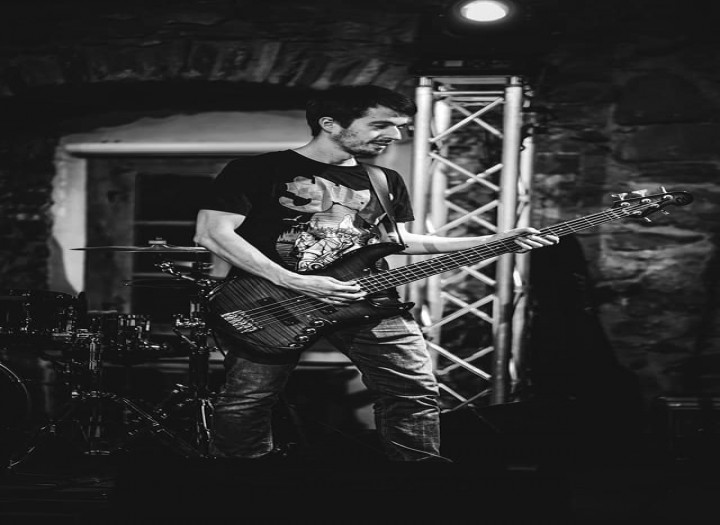 Recording bass for your project