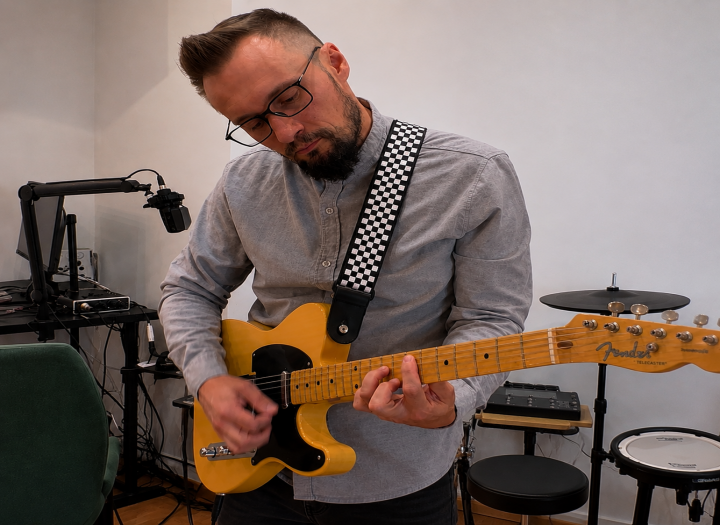 Guitar part and its recording for a song