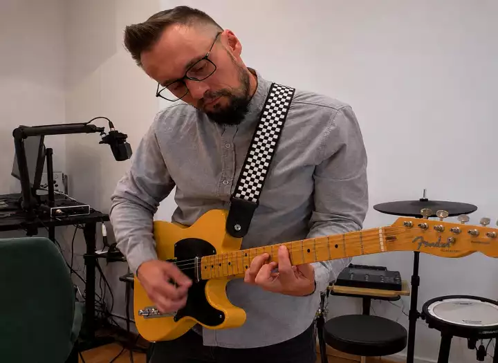 Guitar part and its recording for a song