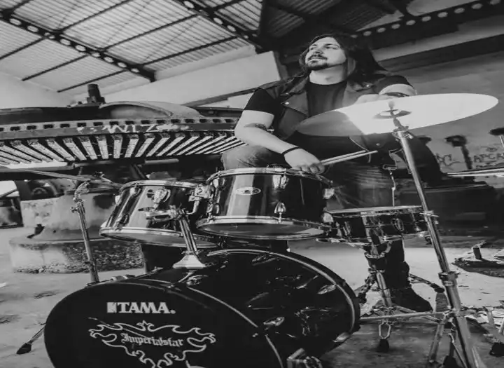 I will record professional HQ MIDI and Audio drums for your song.
