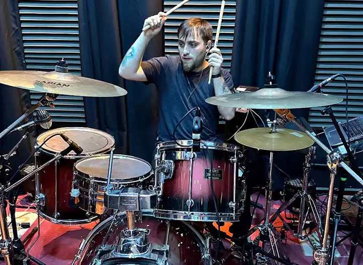 Professional Online Drum Recording Sessions – Creative & Versatile Drummer Across Multiple Music Styles