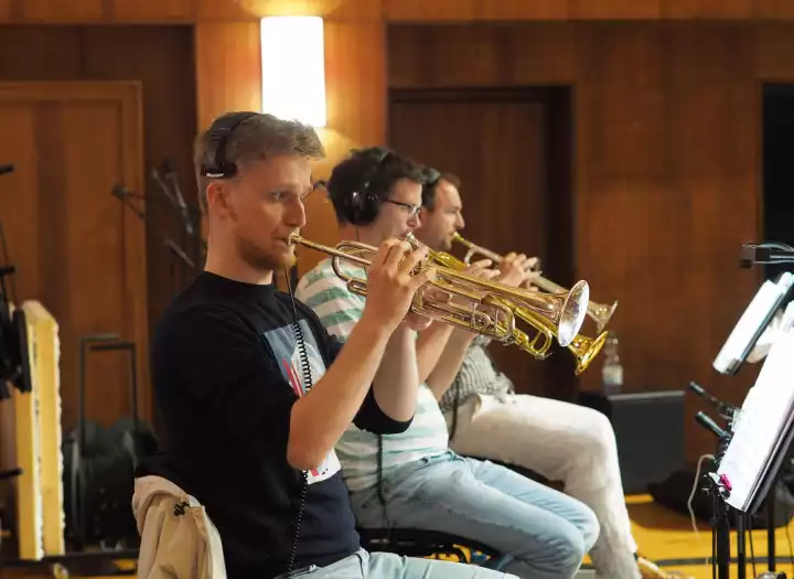 Professional Trumpet Tracks - Orchestral, Jazz, Funk & Pop 10+