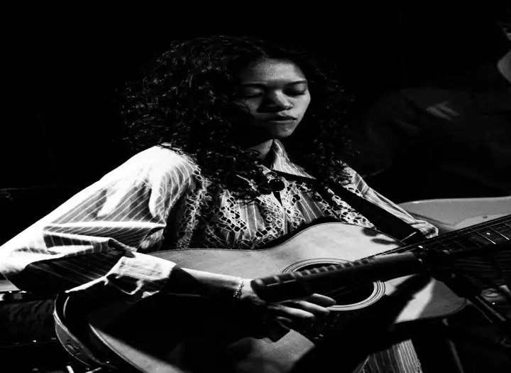 Session Guitarist: Folk, Rock, Pop