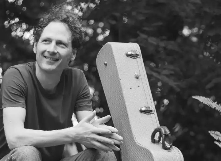 A lesson, consultation, or guidance: 30+ years music; 20+ years career; 4 years education; 3 LPs, 3 EPs, 12 singles, 200+ shows, friendly, fun, and humble; lets chat