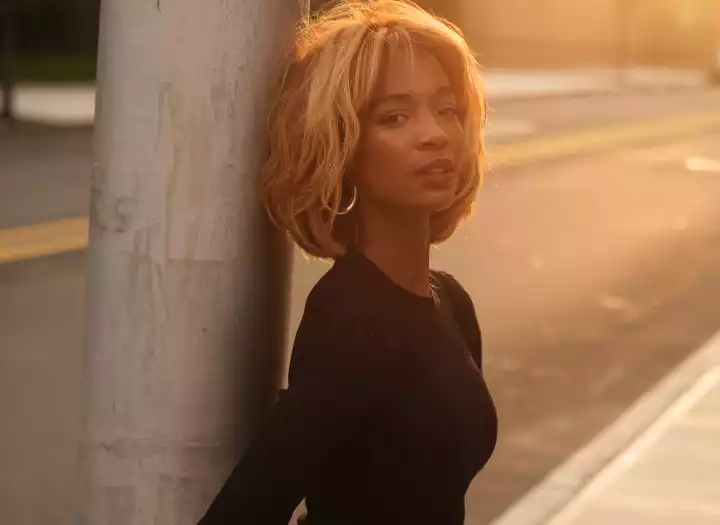 Warm & Expressive Female Lead Vocals – Professional Remote Recording