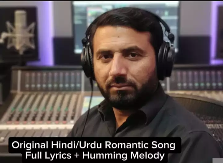 Original Hindi/Urdu Romantic Song With Lyrics and Humming Melody