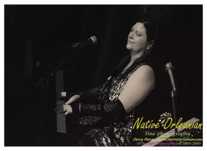 MEZZO SOPRANO: Ethereal to Power Belting: Professional studio quality lead vocals w/optional songwriting/lyric support, indie, singer songwriter, jazz, pop, rock, folk, classical, electronic, and more