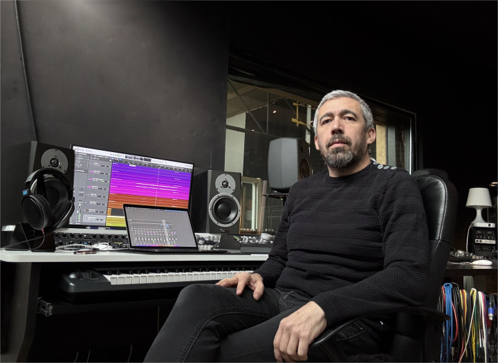 MIXING & MASTERING IN PRO STUDIO