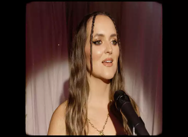 Have your backing vocals arranged and recorded by a professional Female Vocalist