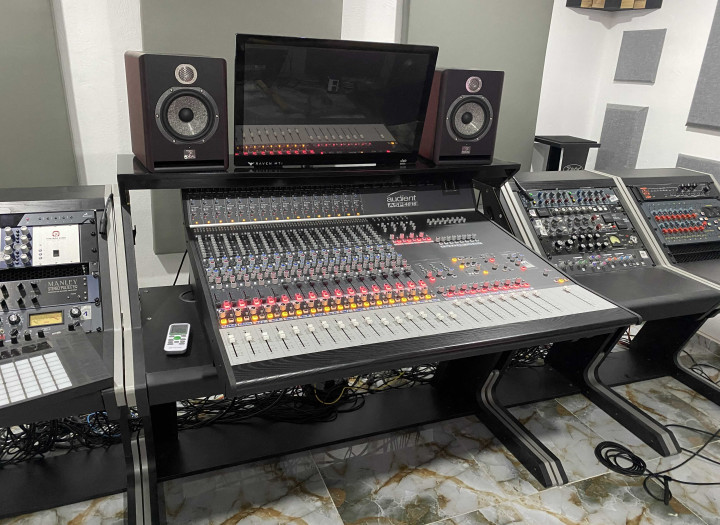 Analog Mixing | Pro Hip Hop | G-Funk, Boom Bap & Old School Vibes