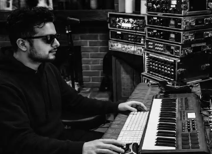 I will do a professional industry quality mixing for your song