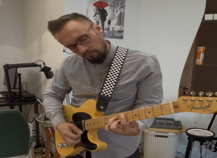 Guitar part and its recording for a song