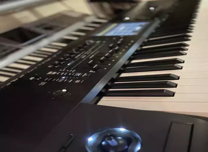 Custom Beat Production - R&B, Hip-Hop & Soul | Major Label Credits